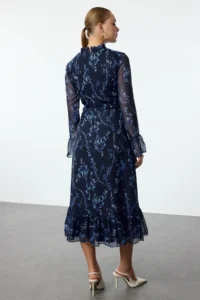 TRENDYOLMİLLA Mavi flower patterned A Cut Dog collar Midi Lined Siphon Weaving Winter Dress - Image 5
