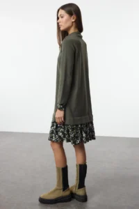 TRENDYOLMİLLA Emerald Green Floral Printed Mini Thessaloniki Dog collar Knitting Dress - Image 5