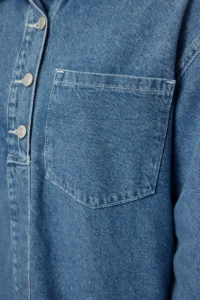 TRENDYOLMİLLA Mavi Stitching Detailed Mini Denim Shirt Dress - Image 4