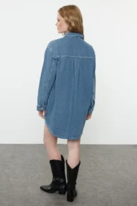 TRENDYOLMİLLA Mavi Stitching Detailed Mini Denim Shirt Dress - Image 5
