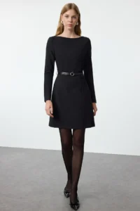 TRENDYOLMİLLA Black Arched Fitted Mini Weaving Dress - Image 3