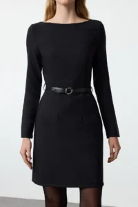 TRENDYOLMİLLA Black Arched Fitted Mini Weaving Dress - Image 6