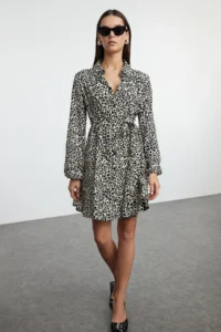 TRENDYOLMİLLA Multicolored Belted animals Patterned skater/Waisted Mini Viscose Weaving Dress - Image 3