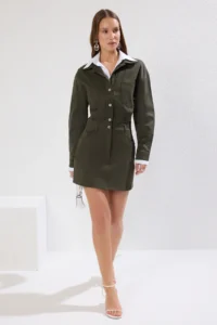 TRENDYOLMİLLA Emerald Green Plain Mini Weaving Dress