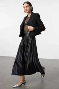 TRENDYOLMİLLA Black A Line/Life Form Maxi Satin Knitting Skirt - Image 2