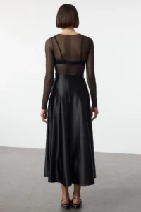 TRENDYOLMİLLA Black A Line/Life Form Maxi Satin Knitting Skirt - Image 5