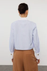 TRENDYOLMİLLA Mavi Metal Button Detailed Collar and Sleeve Detailed Striped Regular Pattern Weaving Shirt - Image 5