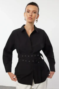 TRENDYOLMİLLA Black Belt Detailed Oversized Wide Pattern Weaving Shirt