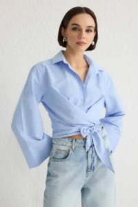 TRENDYOLMİLLA Light Blue Binding Detailed Regular Normal Pattern Weaving Shirt
