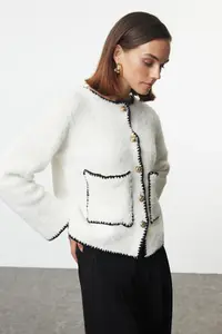 TRENDYOLMİLLA Ecru Hairy Soft textured Jacket Look Knitwear Cardigan