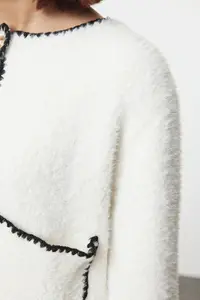 TRENDYOLMİLLA Ecru Hairy Soft textured Jacket Look Knitwear Cardigan - Image 4