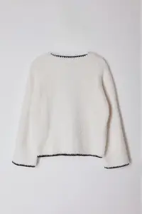 TRENDYOLMİLLA Ecru Hairy Soft textured Jacket Look Knitwear Cardigan - Image 7