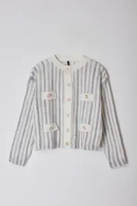 TRENDYOLMİLLA Ecru Soft textured Jacket Look Knitwear Cardigan - Image 6