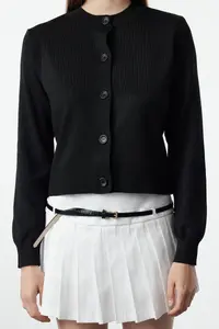 TRENDYOLMİLLA Black Crew Neck Jacket Look Knitwear Cardigan - Image 4