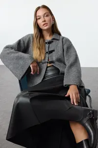 TRENDYOLMİLLA Gray Soft textured Coat Look Knitwear Cardigan