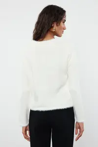 TRENDYOLMİLLA Ecru Button Detailed Hairy Soft textured Knitwear Cardigan - Image 5