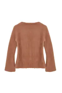 TRENDYOLMİLLA Mink Closure Shaggy Knitwear Cardigan - Image 7