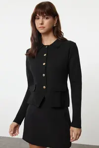 TRENDYOLMİLLA Black Button Detailed Premium/Special Thread Fitted/Bodysuit hugging Knitwear Cardigan