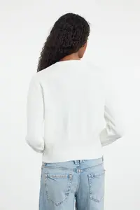 TRENDYOLMİLLA Ecru Basic buttoned Jacket Look Soft textured Knitwear Cardigan - Image 5