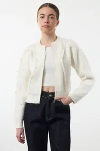 TRENDYOLMİLLA Ecru Soft textured Zippered Stone Embroidered Coat Look Knitwear Cardigan