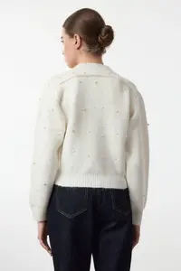 TRENDYOLMİLLA Ecru Soft textured Zippered Stone Embroidered Coat Look Knitwear Cardigan - Image 5
