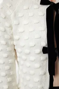 TRENDYOLMİLLA Ecru Soft textured Ribbon/Bow Detailed Knitwear Cardigan - Image 4