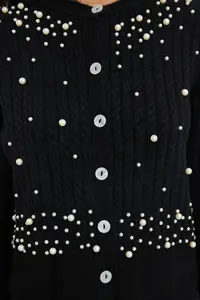 TRENDYOLMİLLA Black Crop Soft textured with bible Jacket Look Fitted/Bodysuit hugging Knitwear Cardigan - Image 4