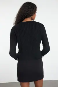 TRENDYOLMİLLA Black Crop Soft textured with bible Jacket Look Fitted/Bodysuit hugging Knitwear Cardigan - Image 5