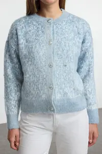 TRENDYOLMİLLA Mavi Button Detailed Soft Textured Patterned Jacket Look Knitwear Cardigan - Image 5