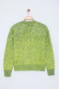 TRENDYOLMİLLA Gray Button Detailed Soft Textured Patterned Jacket Look Knitwear Cardigan - Image 8