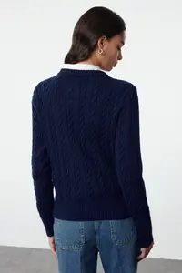 TRENDYOLMİLLA Navy Blue Premium/Special Thread Knitting Detailed Jacket Look Knitwear Cardigan - Image 5
