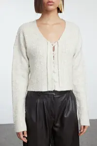 TRENDYOLMİLLA Stone Button Detailed Crop Soft textured Binding Detailed Knitwear Cardigan - Image 3