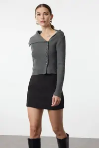 TRENDYOLMİLLA Anthracite Mercerized Look Premium Yarn/Special Yarn Fitted/Bodysuit hugging Knitwear Cardigan