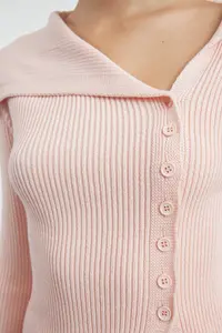 TRENDYOLMİLLA Powder Pink Mercerized Look Premium Yarn/Special Yarn Fitted/Bodysuit hugging Knitwear Cardigan - Image 4