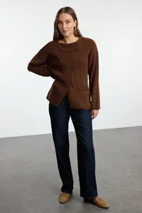 TRENDYOLMİLLA Brown Soft textured Double breasted Knitwear Cardigan - Image 2
