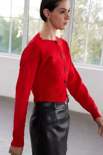TWOAW25HI00322-RED_1