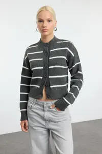 TRENDYOLMİLLA Black-Anthracite Soft textured 2 Sets Pack Crew Neck Knitwear Cardigan - Image 4