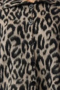 TRENDYOLMİLLA Brown Leopard Patterned Polo Shirt Collar Knitwear Cardigan - Image 3