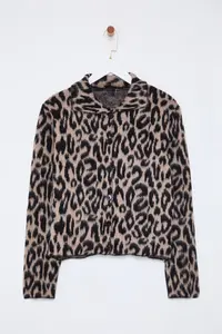 TRENDYOLMİLLA Brown Leopard Patterned Polo Shirt Collar Knitwear Cardigan - Image 6