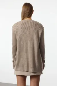 TRENDYOLMİLLA Mink Basic V-neck Midi Knitwear Cardigan - Image 5