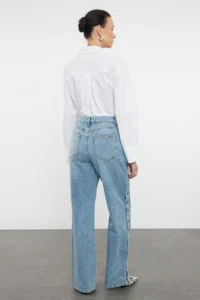 TRENDYOLMİLLA Mavi More Sustainable Accessory Detailed High Waist Wide Leg jeans - Image 5