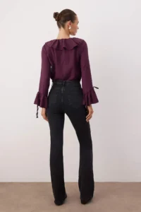 TRENDYOLMİLLA Anthracite High Waist comfort/Flexible Flare jeans - Image 4