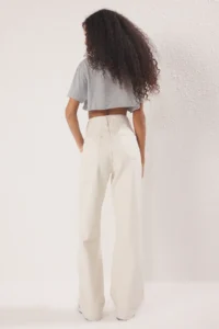 TRENDYOLMİLLA Ecru Cut-out High Waist Straight 100% Cotton Non-Stretch jeans - Image 8