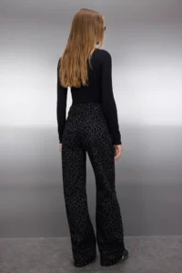 TRENDYOLMİLLA Black Suede Look Leopard Patterned High Waist Wide Leg jeans - Image 4