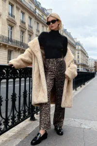 TRENDYOLMİLLA Brown Leopard Patterned Straigth/Plain Kesim Weaving Dress Pants