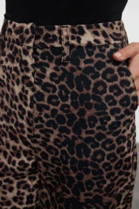TRENDYOLMİLLA Brown Leopard Patterned Straigth/Plain Kesim Weaving Dress Pants - Image 6