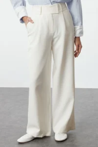 TRENDYOLMİLLA White Waist Detailed Straight/Plain Cut Weaving Dress Pants - Image 3