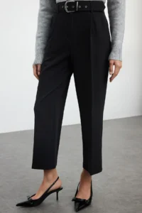 TRENDYOLMİLLA Black Arched Bilek Size Weaving Dress Pants - Image 4