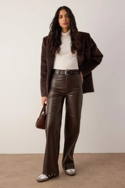 TWOAW25PL00068-BROWN_1