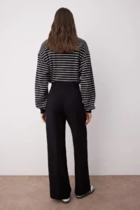 TRENDYOLMİLLA Black Pilili Wide Leg/Wide Leg Weaving Pants  Palazzo Pants - Image 5